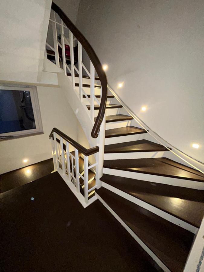 Ferienwohnung Nella パーダーボルン エクステリア 写真