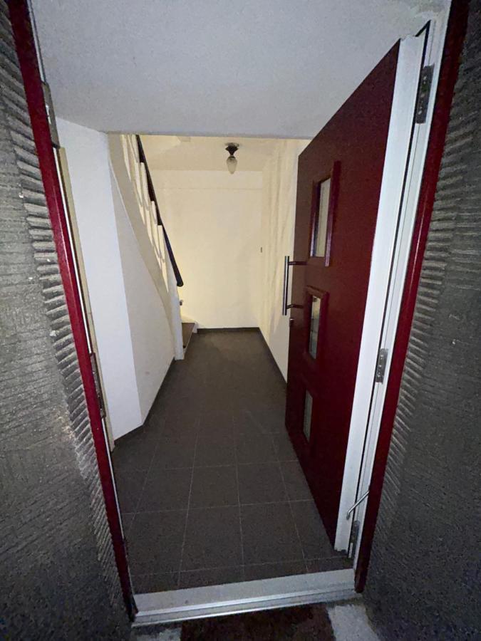 Ferienwohnung Nella パーダーボルン エクステリア 写真
