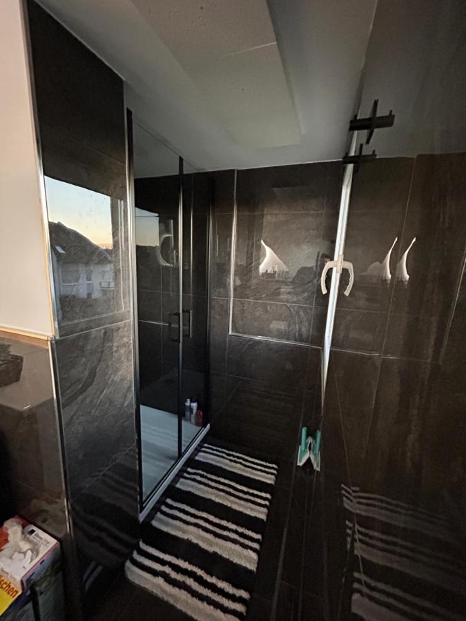 Ferienwohnung Nella パーダーボルン エクステリア 写真